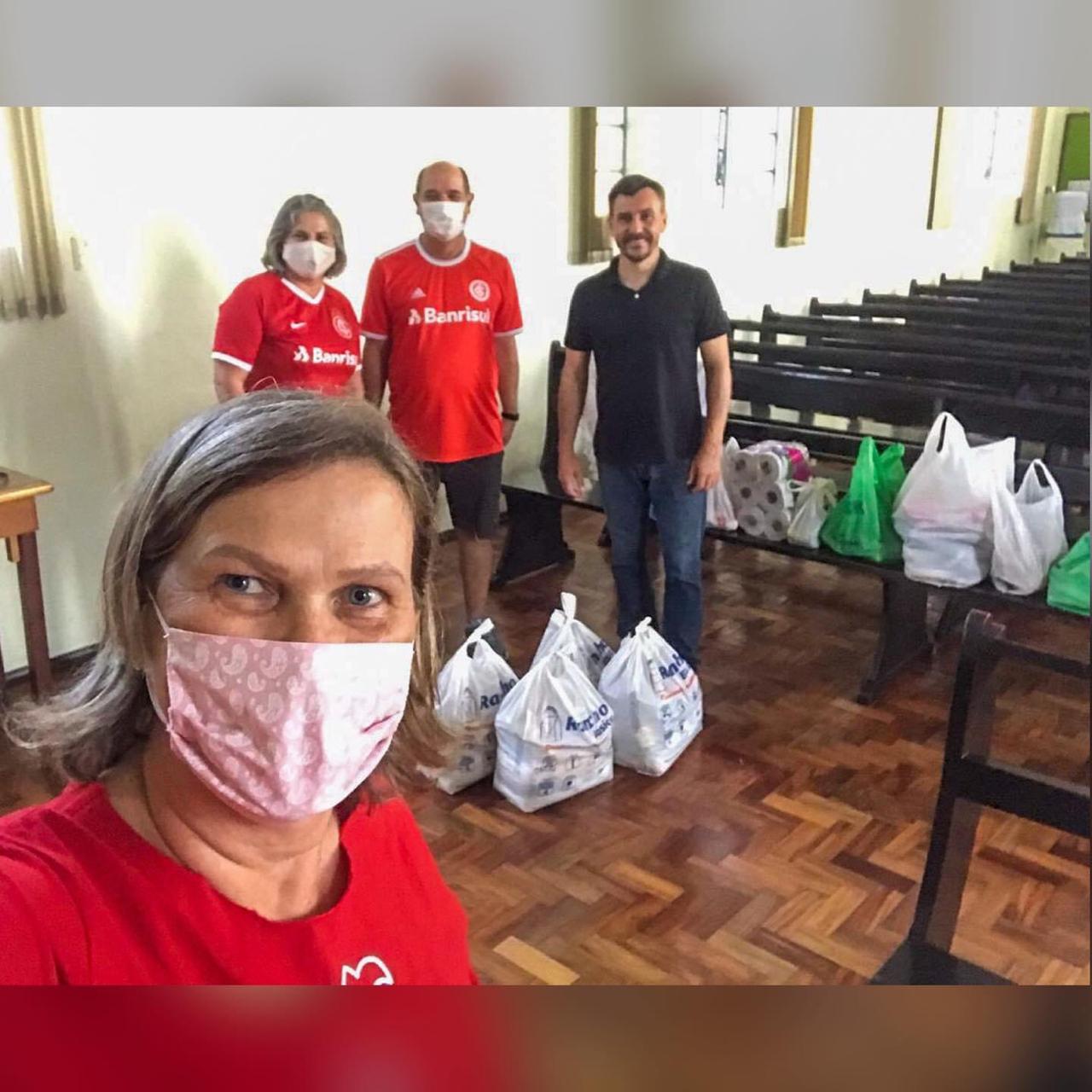 Vitrine do Bem: Consulado Colorado doa kits de limpeza e cestas para comunidades religiosas