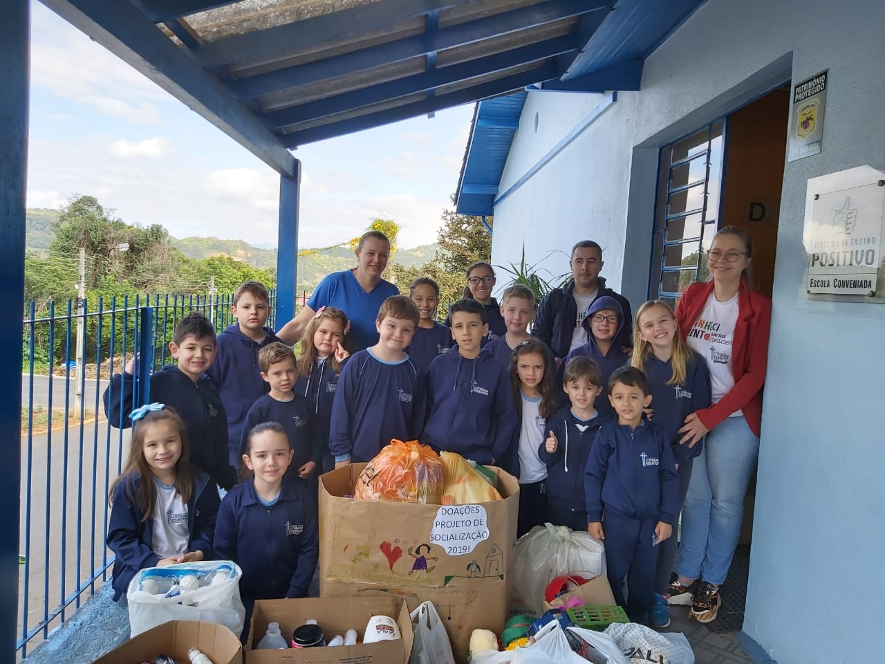 SOCIALIZAÇÃO: EFLUR realiza Ação Social no Instituto Santíssima Trindade