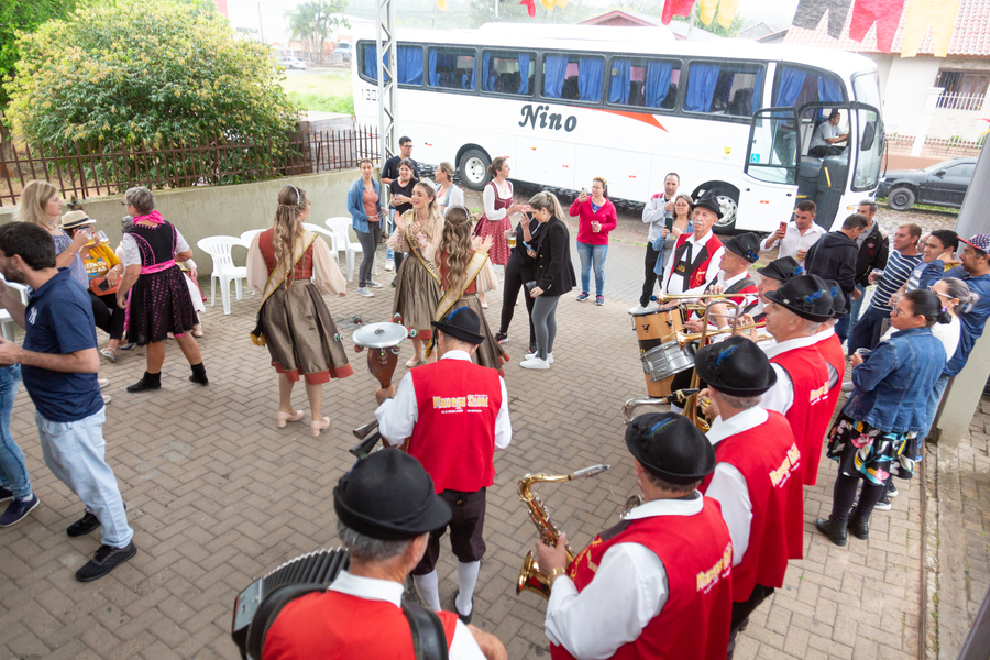 Alegria da Oktoberfest de Igrejinha contagia indústrias da região