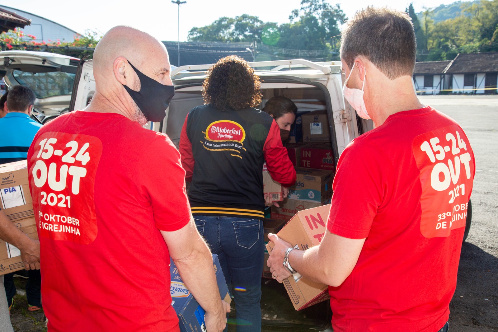 AMIFEST beneficia mais de 20 entidades com doação de alimentos