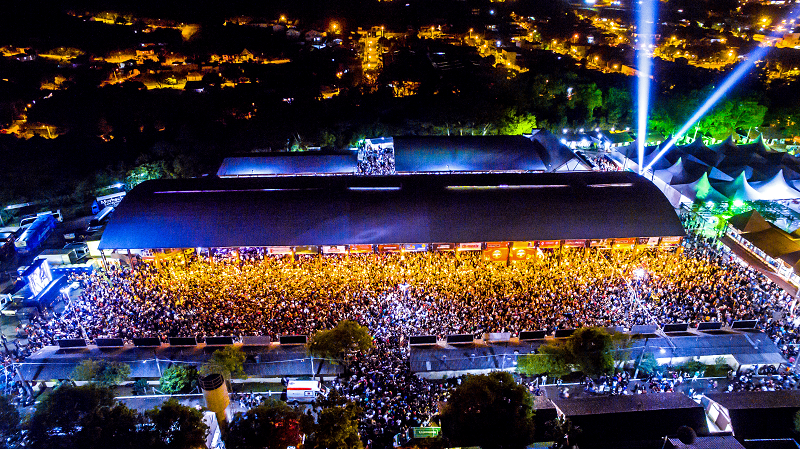 Feriado combina com Oktoberfest de Igrejinha