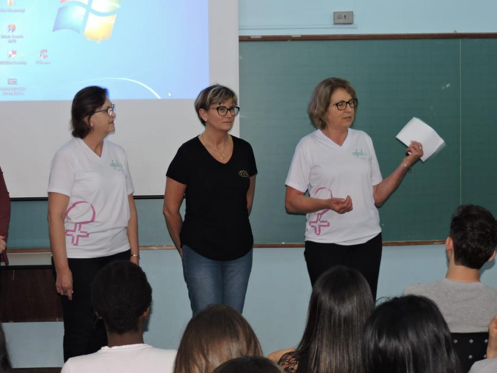 SOCIALIZAÇÃO: AFAH realiza momento com adolescentes da Escola Berthalina