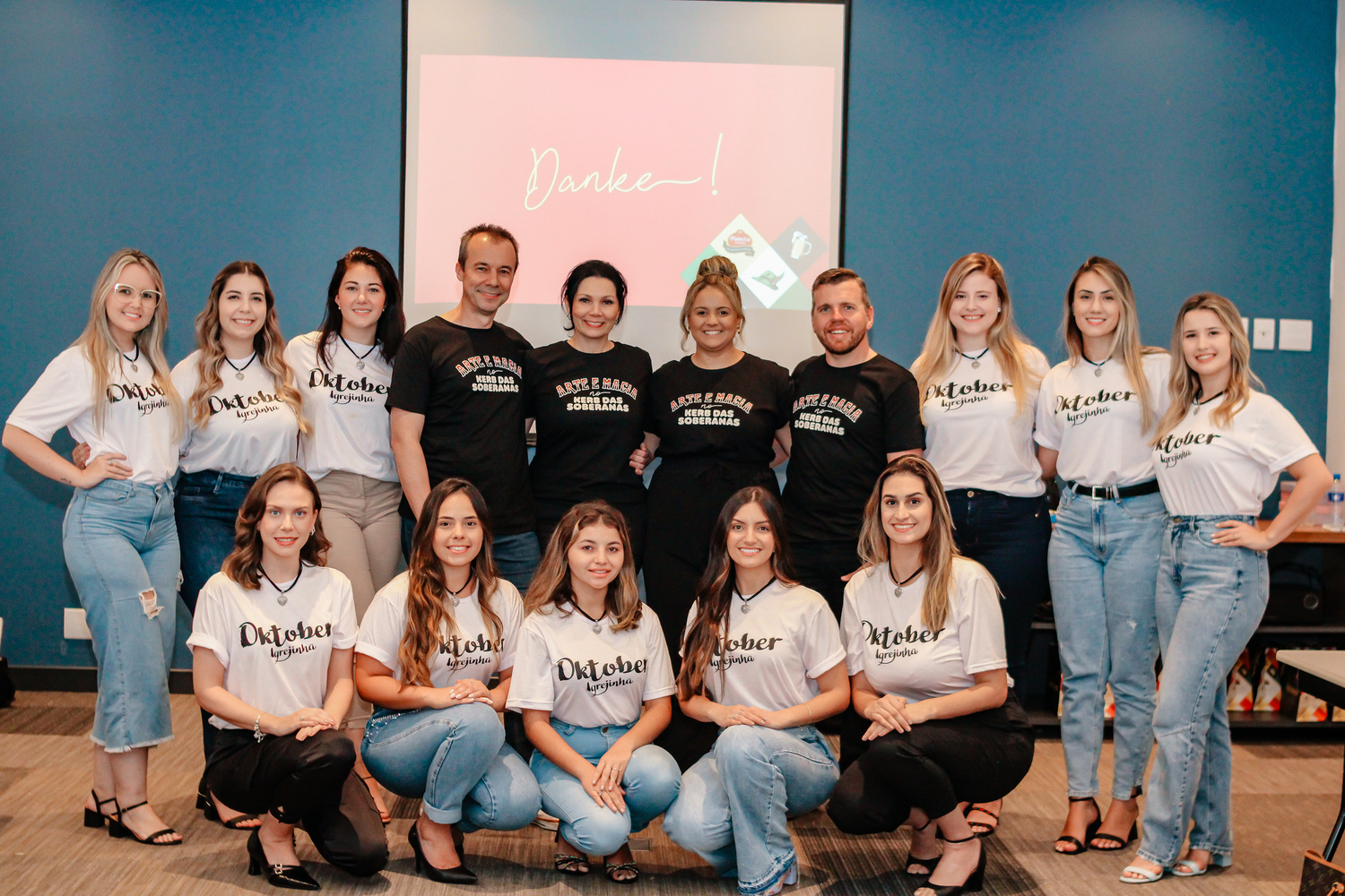 Candidatas à corte da 35ª Oktoberfest de Igrejinha vivem imersão na rotina de soberana