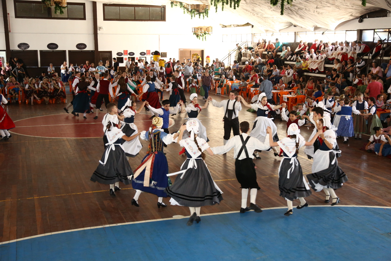 33ª Oktoberfest de Igrejinha inicia nesta sexta-feira (14)