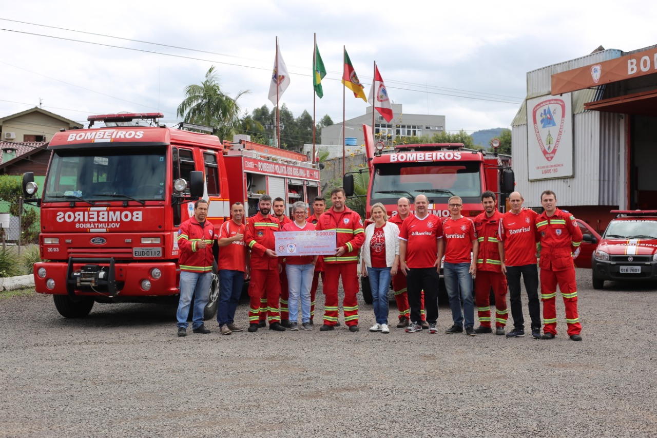 SOCIALIZAÇÃO: Consulado Colorado promove rifa em prol dos Bombeiros Voluntários