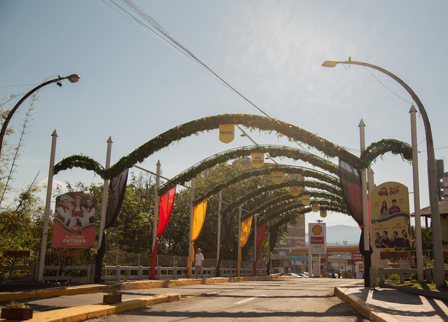 Clima de Oktoberfest toma conta das ruas de Igrejinha