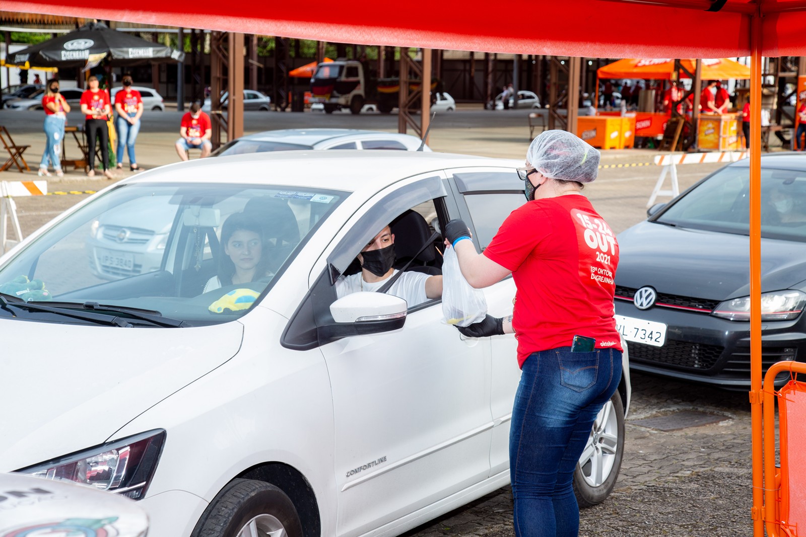 Oktober em Casa recebe mais de mil carros e comemora 40 mil visualizações em live